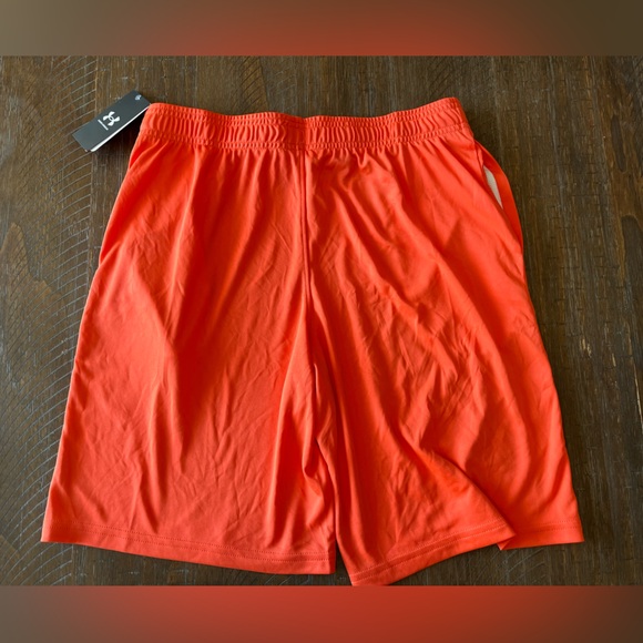 Under armour shorts Hurley shirt - Picture 5 of 8